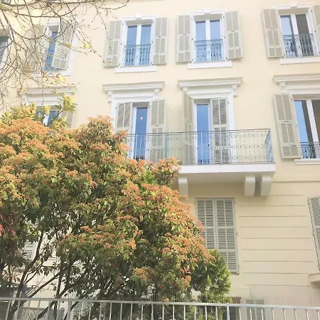 Duplex Centre 204 Apartment